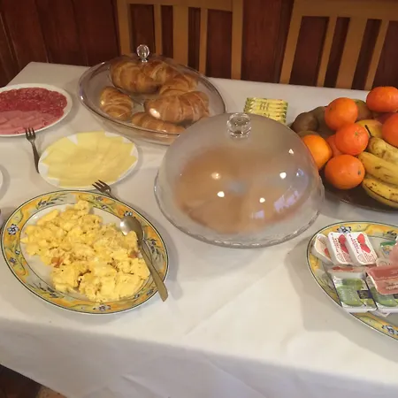 Royal 아파트호텔 료렛 드 마르