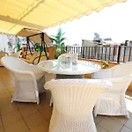 Royal Aparthotel 2*