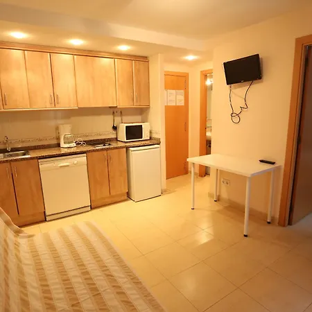 Royal Apartahotel 2*